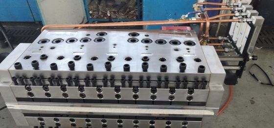 1 matrices plates cavité pour PP construction creuse bâtiment coffrage architecture