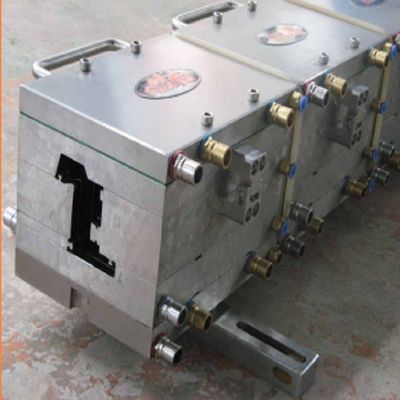 Moulures par extrusion en UPVC personnalisables pour les fenêtres