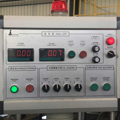 Extrudeuse à double vis conique 80/156 personnalisée pour l'extrusion de profilés PVC/PE/PP au mieux