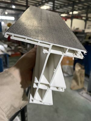Améliorer la fabrication du profil UPVC libérant le potentiel avec la perfection de polissage