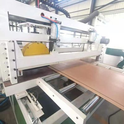 Ligne d'extrusion de panneaux en mousse de PVC WPC pour la production de tôles avec ratio L/D de vis non applicable