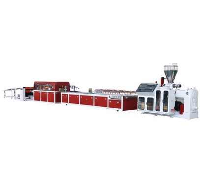 55 kW de puissance Yuhao machine d'extrusion de panneaux de porte en PVC pour la production de profilés en PVC par SIEMENS