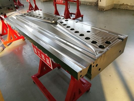 1000 mm Plaque en mousse de plastique Mousse à canal unique avec revêtement poli