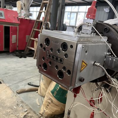 L'électroplatage, le polissage du PVC, la couture, le profilé de la planche de base, le moule d'extrusion pour les produits