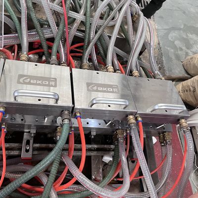 L'électroplatage, le polissage du PVC, la couture, le profilé de la planche de base, le moule d'extrusion pour les produits