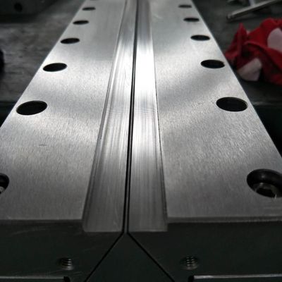 600mm PP moulage soufflé avec une plaque de spinneret blanche machine à tissu non tissé soufflé