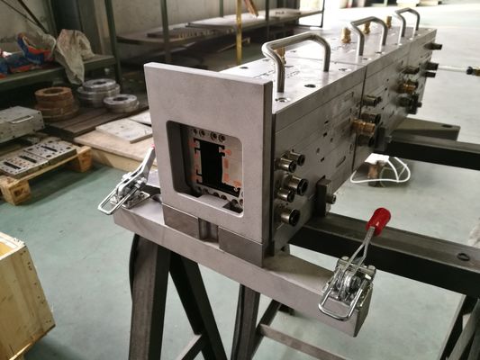 Forme d'extrusion de profilé Eko sur mesure pour les portes et fenêtres en UPVC