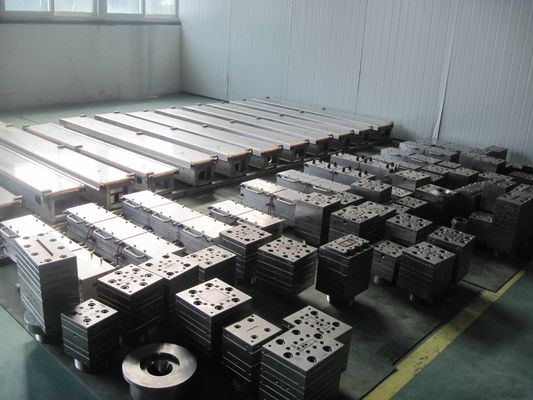 Forme d'extrusion de profilé Eko sur mesure pour les portes et fenêtres en UPVC