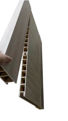 Modèle de panneau de porte creuse personnalisé pour une matrice d'extrusion en plastique de bois en PVC large de 1000 mm
