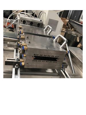 Moulures d'extrusion de produits de revêtement de sol en WPC avec EKO et matériau de moulage 3Cr17