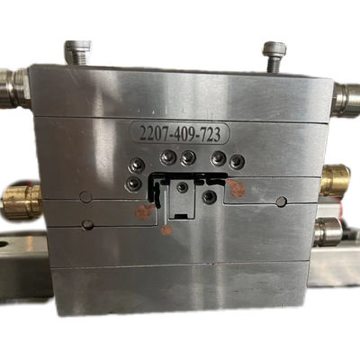 Finition argentée UPVC moule de bande de bordure de porte avec conception personnalisée et matériau 3CR17