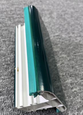Profil en plastique UPVC EKO en taille client Fabriqué par un moule d'extrusion en PVC à 1 cavité