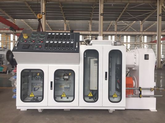 28 1 Coextrusion par rapport au rapport L/D à vis 65/132 Extruseur pour applications de coextrusion