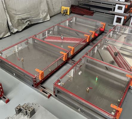 1 calibrateur d'extrusion en plastique en PVC à cavité matrice pour le moule de panneau de porte en PVC en taille personnalisée