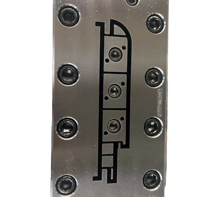 Moulures à extrusion WPC professionnelles pour moules de poignée en PVC UPVC