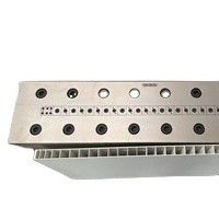 Traitement de polissage par galvanoplastie 3CR17 UPVC Panneau creux Mold pour porte et panneau mural
