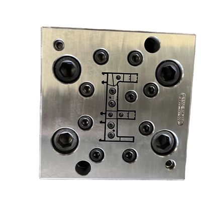 Formule d'extrusion de profil de porte en PVC WPC en argent pour les besoins de moulage en plastique