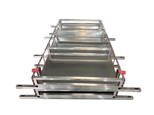 Ligne de production d'extrusion de profilés en plastique pour PVC