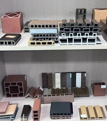 Moulins d'extrusion en plastique PE WOOD avec conception professionnelle et support après-vente