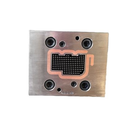Outils d'extrusion pour les profils de fenêtres et de portes en WPC
