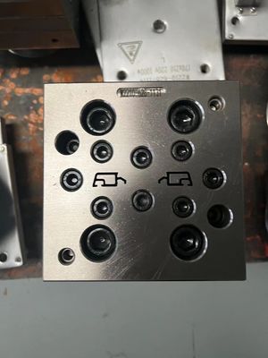 Profil de perles de vitrage en PVC/UPVC pour fenêtres et portes