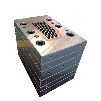Extrusion de profilés en PVC de taille client pour des pièces de fenêtre et de porte durables en argent