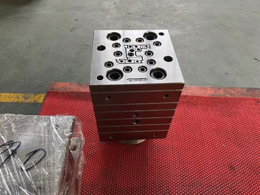 Moldes d'extrusion de profilés en plastique pour fenêtres et portes