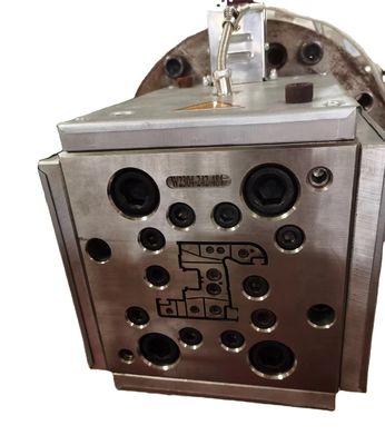 Autodesk a conçu un moule d'extrusion de profilés en PVC pour les besoins de mise en forme de fenêtres et de portes