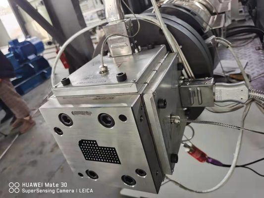 Moule d'extrusion de polissage par galvanoplastie avancée pour profilure de fenêtre et de porte en PVC