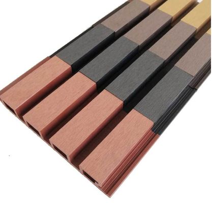 Moulins à extrusion revêtement murale en WPC bois plastique composite décoratif panneaux muraux