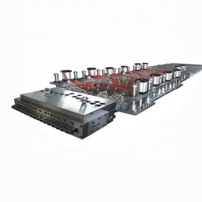 800 mm de moule d'extrusion de panneau de porte en PVC WPC pour le mode de formage et 700.800.900 large