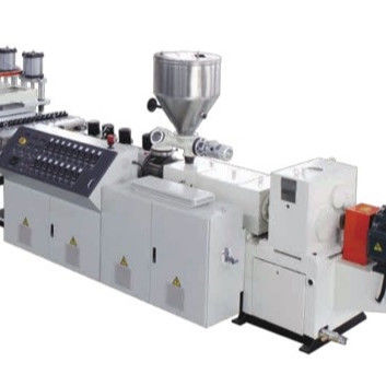 Extrudeuse à double vis conique 80/156 personnalisée pour l'extrusion de profilés PVC/PE/PP au mieux