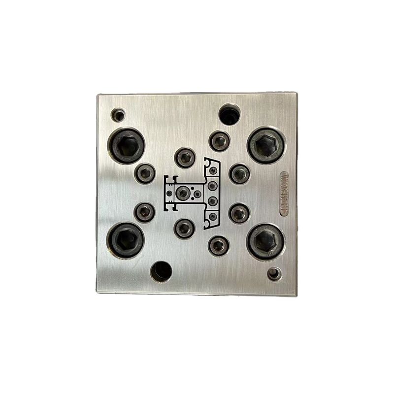 Matrice / moule d'extrusion en PVC en argent conçu pour l'AutoCAD et la production précise
