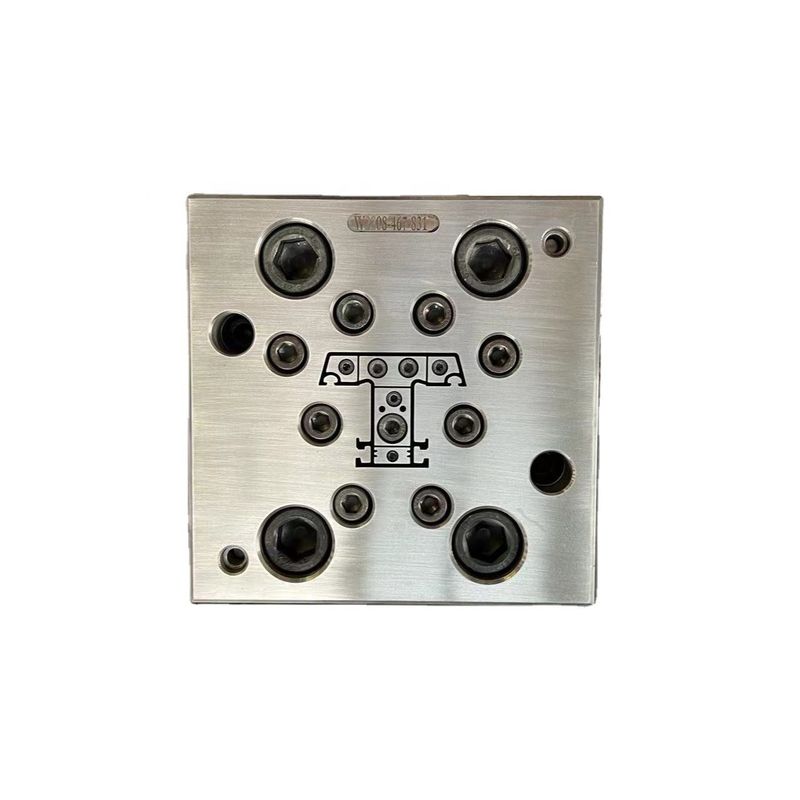 1 Tête à matrices cavité Moule de produit ménager pour machine d'extrusion de profilés de fenêtre et de porte en PVC